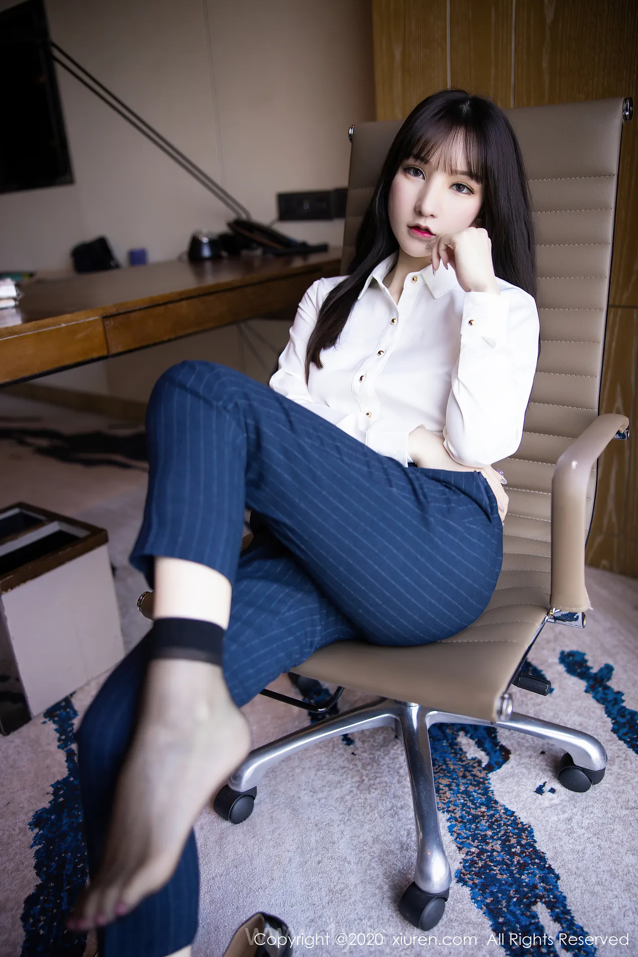 XIUREN(秀人网) NO.2356 Irresistible & Good-looking Asian Belle 周于希Sandy